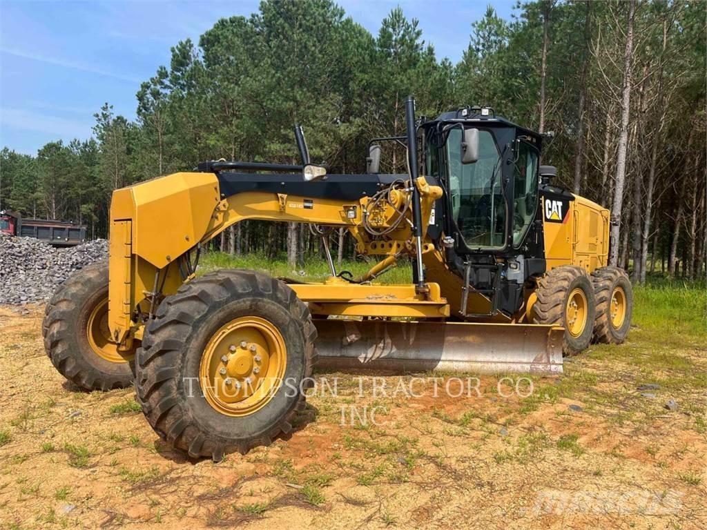 CAT 12M3 Грейдери