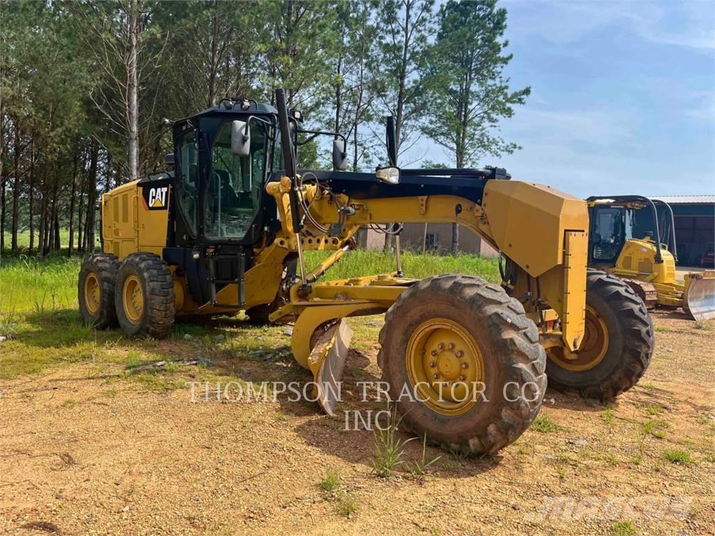 CAT 12M3 Грейдери
