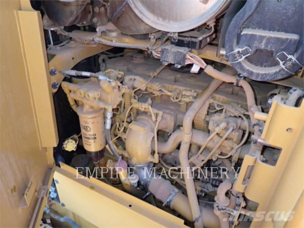 CAT 12M3 Грейдери