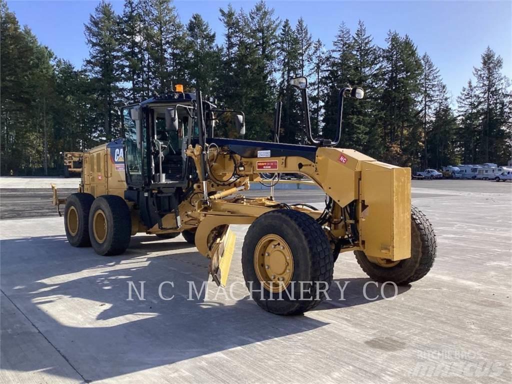 CAT 12M3 AWD Грейдери