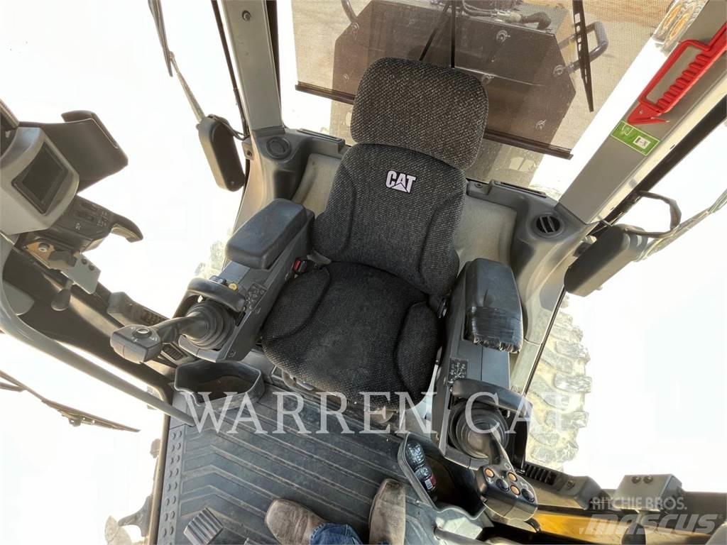 CAT 12M3 AWD Грейдери