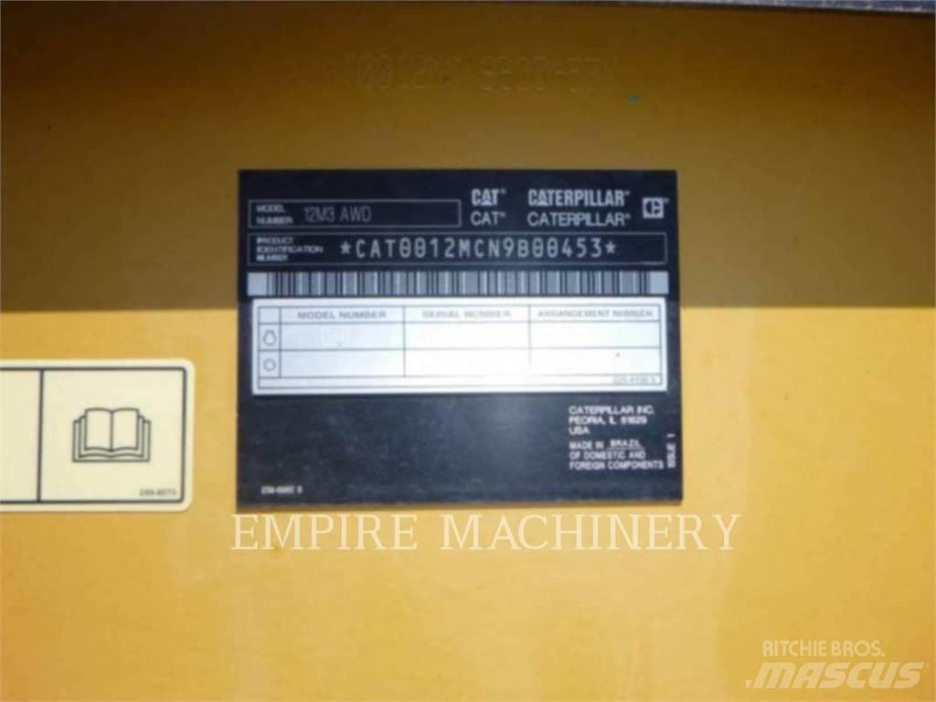 CAT 12M3 AWD Грейдери