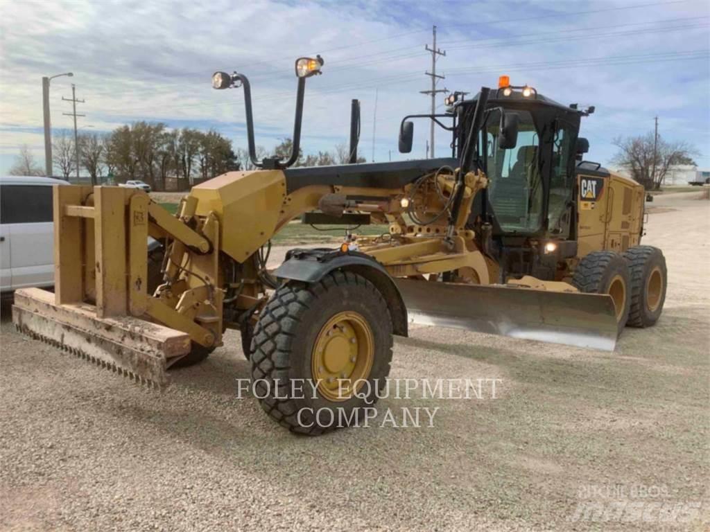 CAT 12M3AW Грейдери