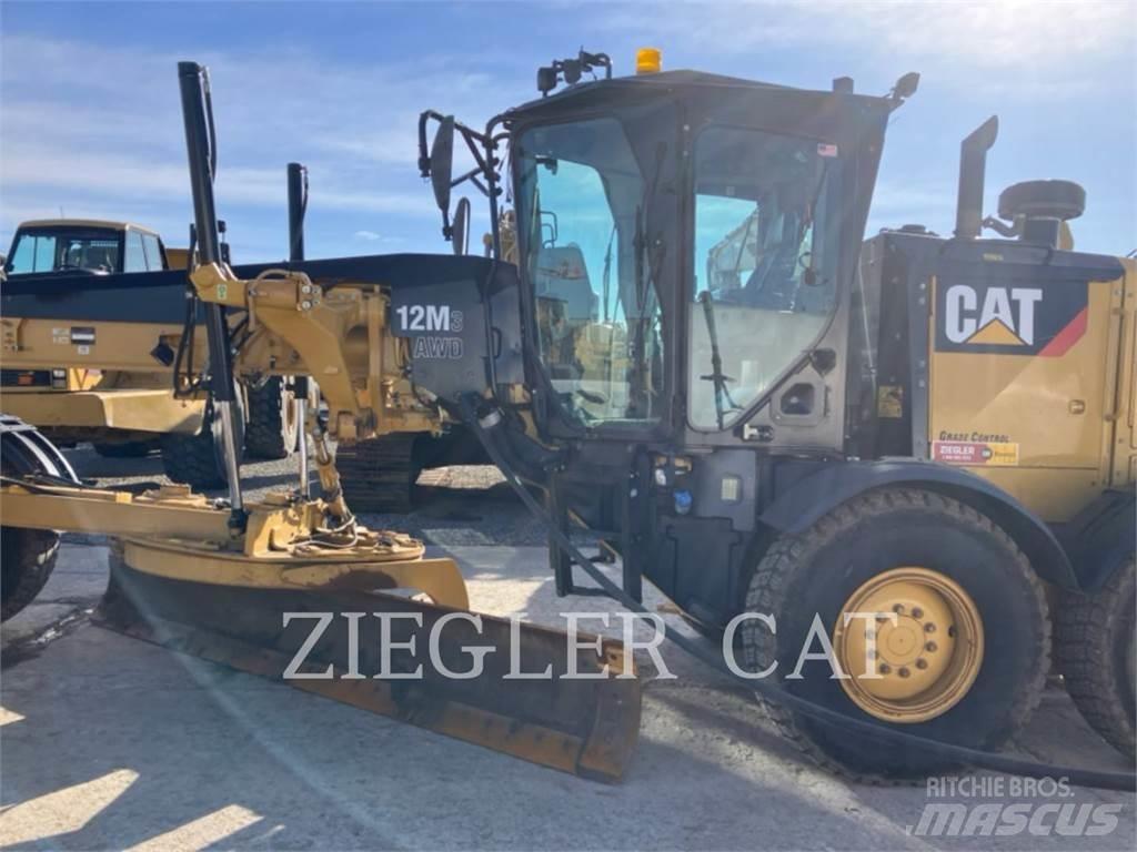 CAT 12M3AWD Грейдери