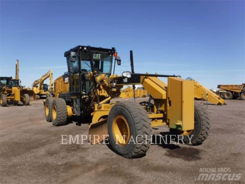 CAT 140-13 Грейдери