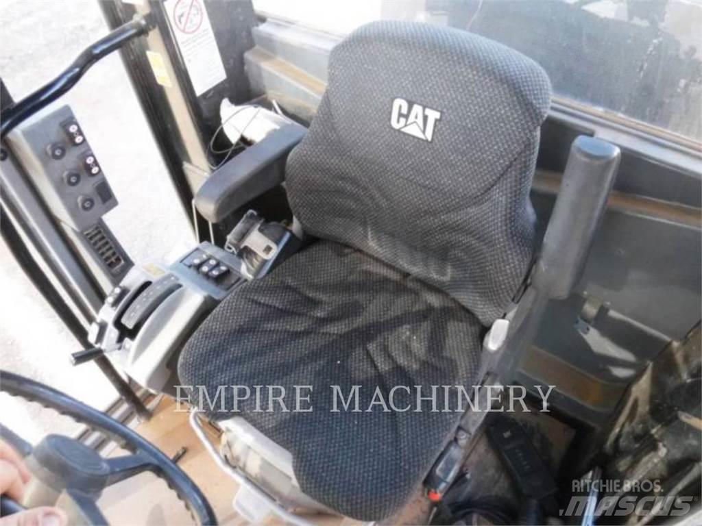 CAT 140-13 Грейдери