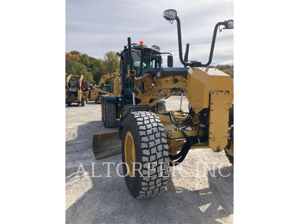 CAT 140-15AWD Грейдери