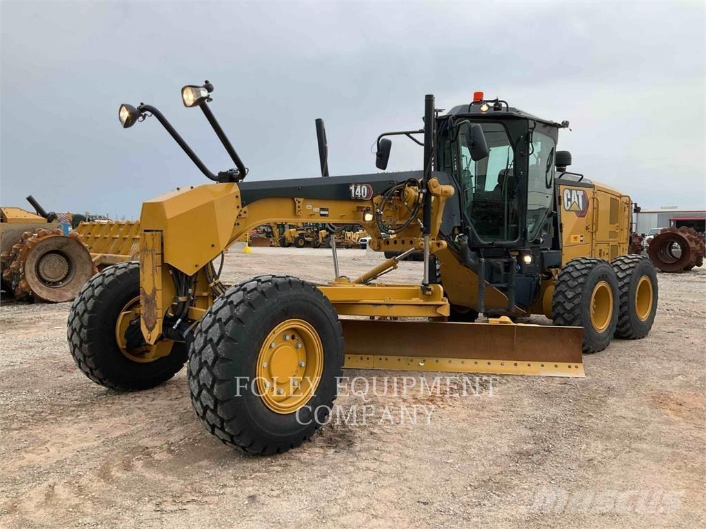 CAT 140-15AWJ Грейдери