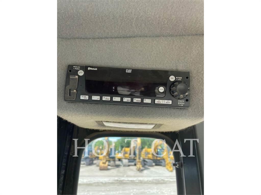 CAT 140 AWD Грейдери