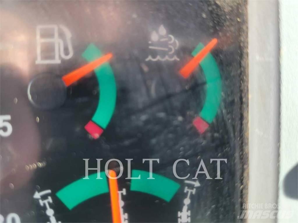 CAT 140 AWD Грейдери