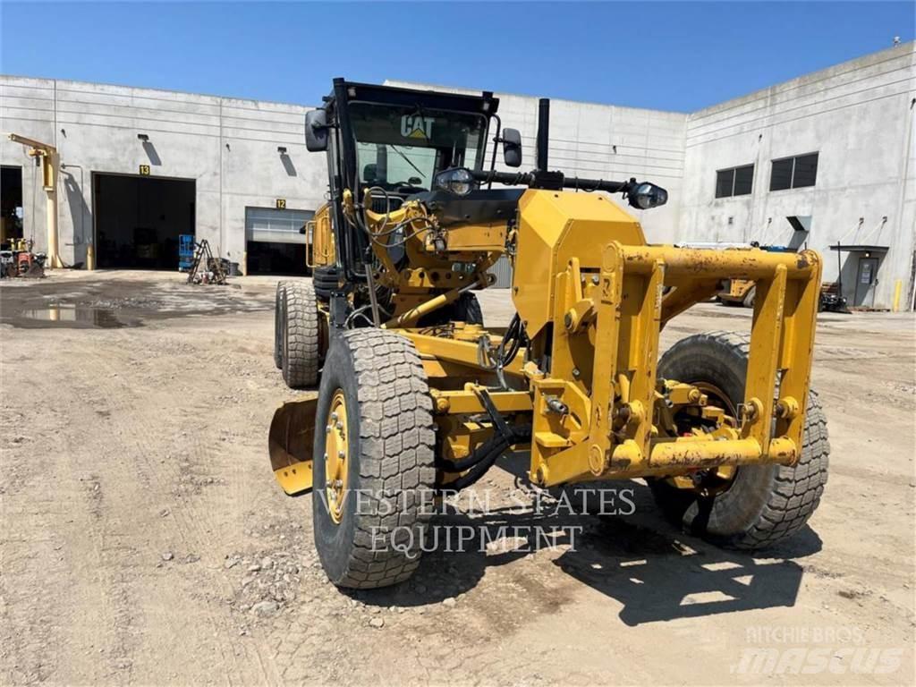 CAT 140 AWD Грейдери
