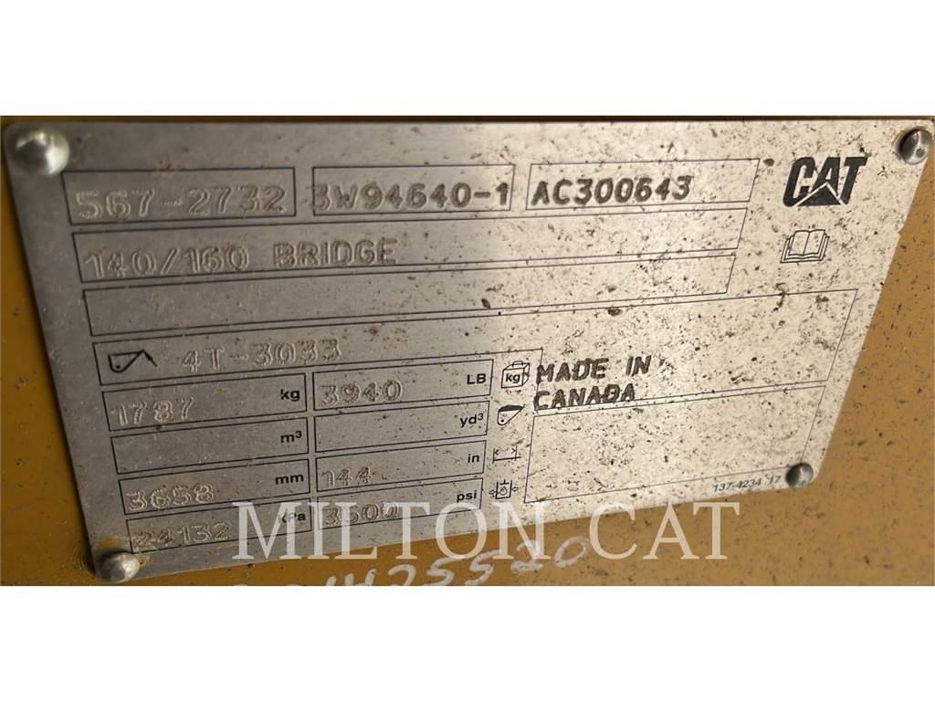CAT 140 MASTLESS WING Снігомітли
