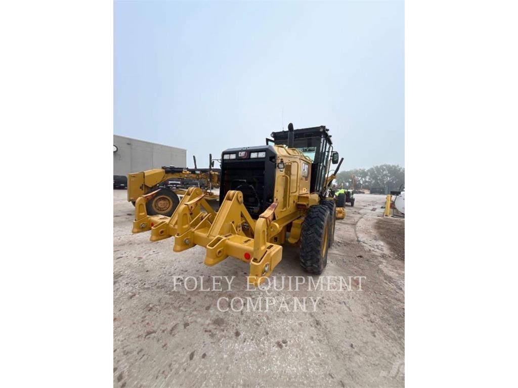 CAT 140GC-01AW Грейдери