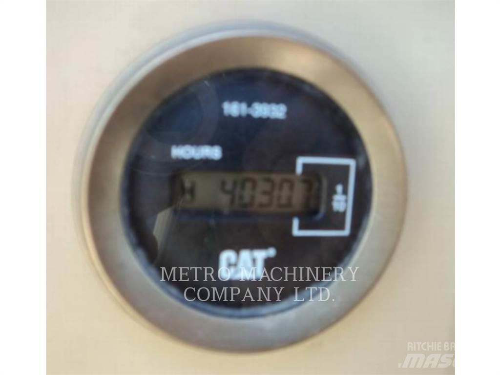 CAT 140K Грейдери