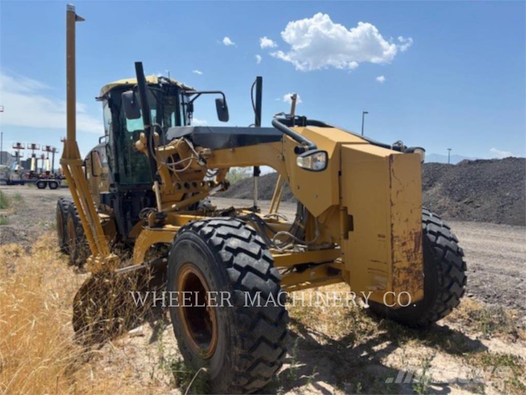 CAT 140M Грейдери