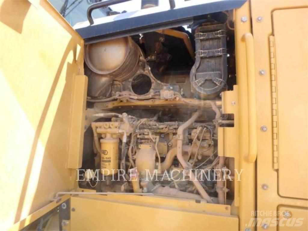 CAT 140M2 Грейдери