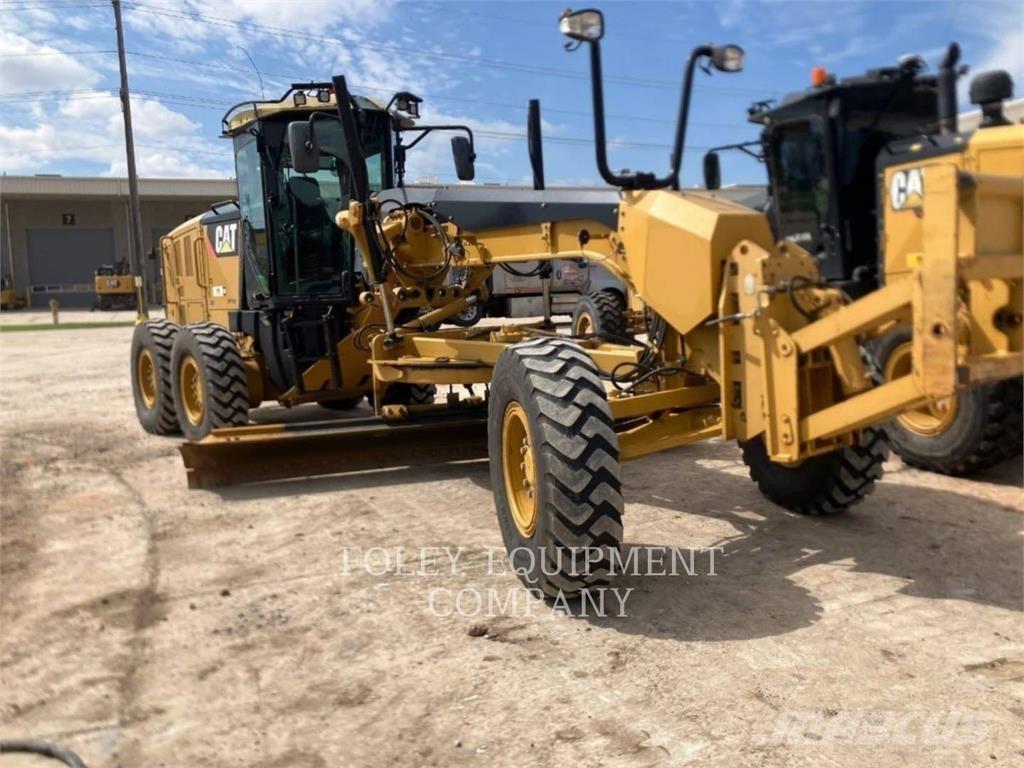 CAT 140M2 Грейдери