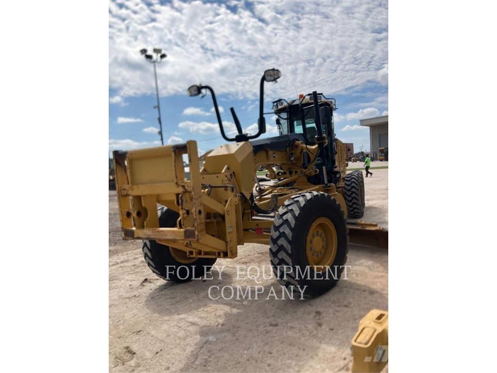 CAT 140M2 Грейдери