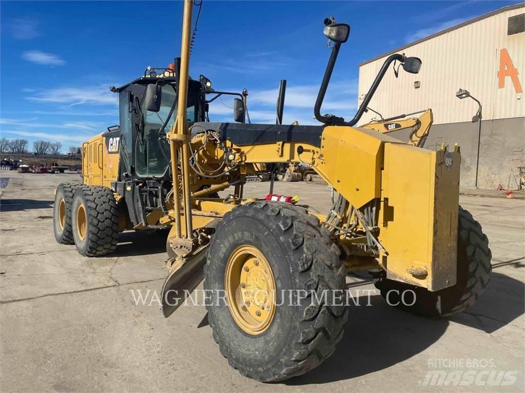 CAT 140M2 AWD Грейдери