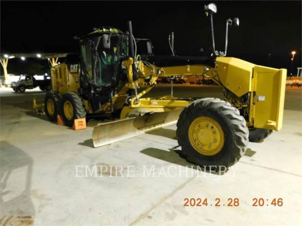 CAT 140M2 AWD Грейдери