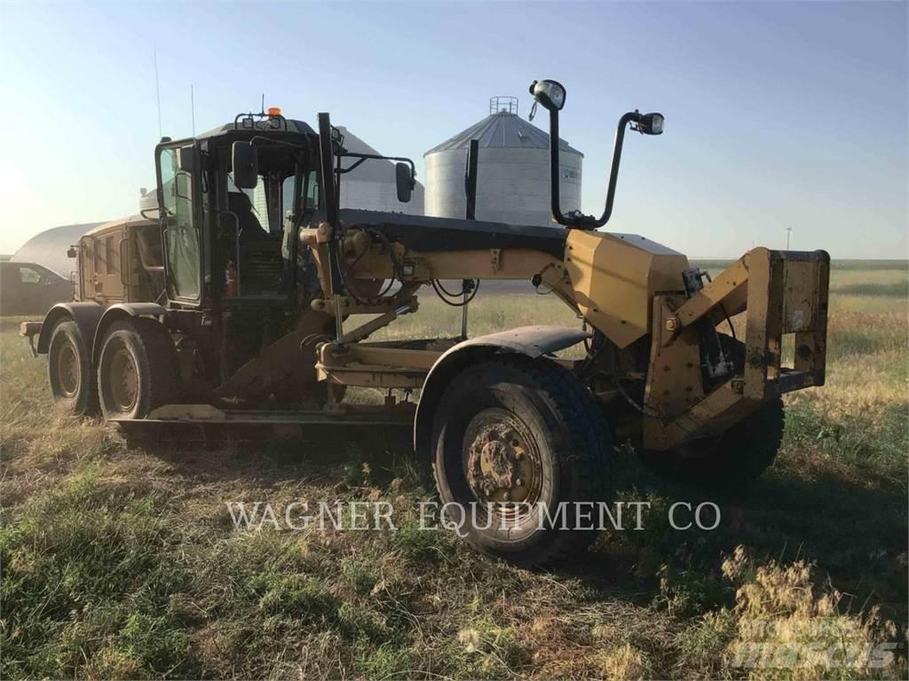 CAT 140M2 AWD Грейдери