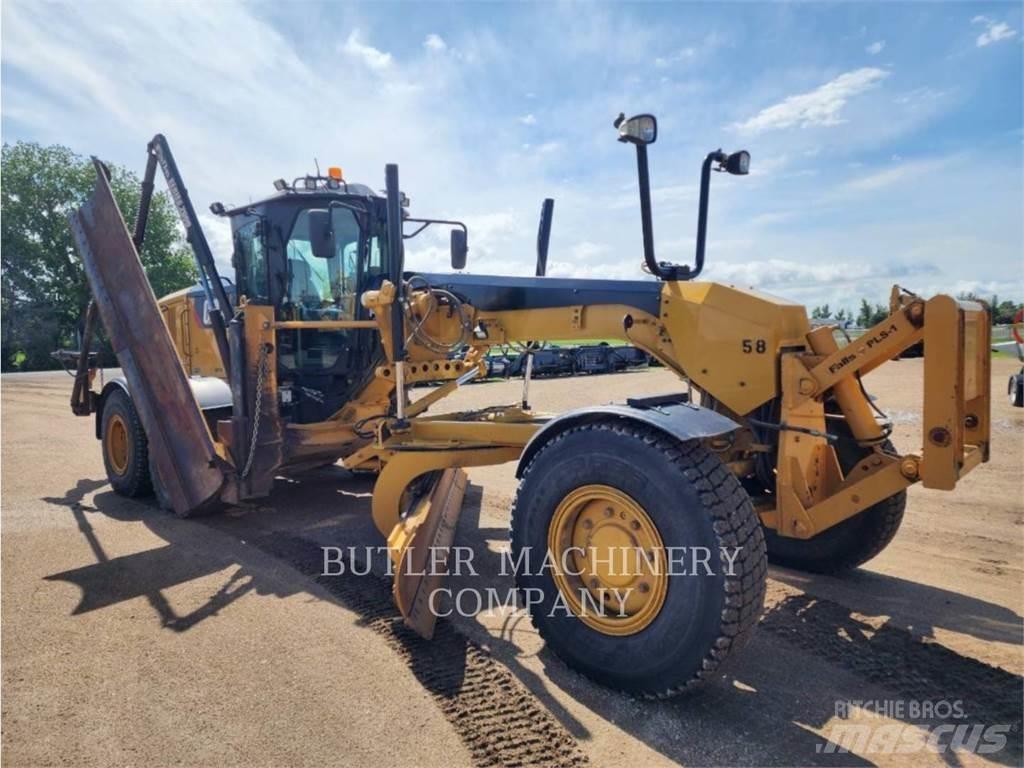 CAT 140M2AWD Грейдери