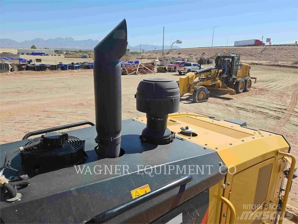 CAT 140M3 Грейдери