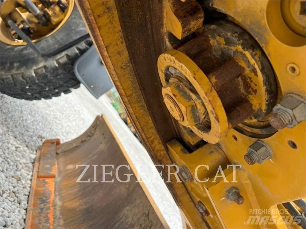 CAT 140M3 Грейдери