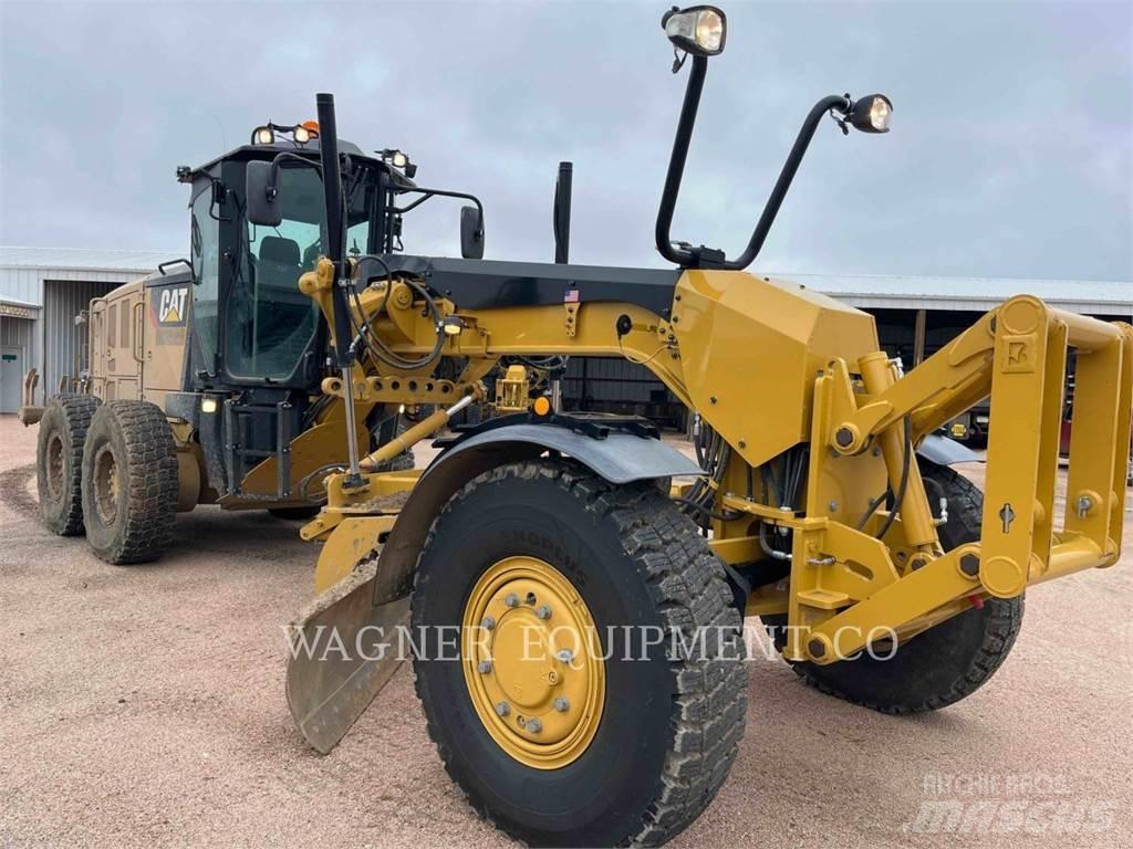 CAT 140M3 AWD Грейдери