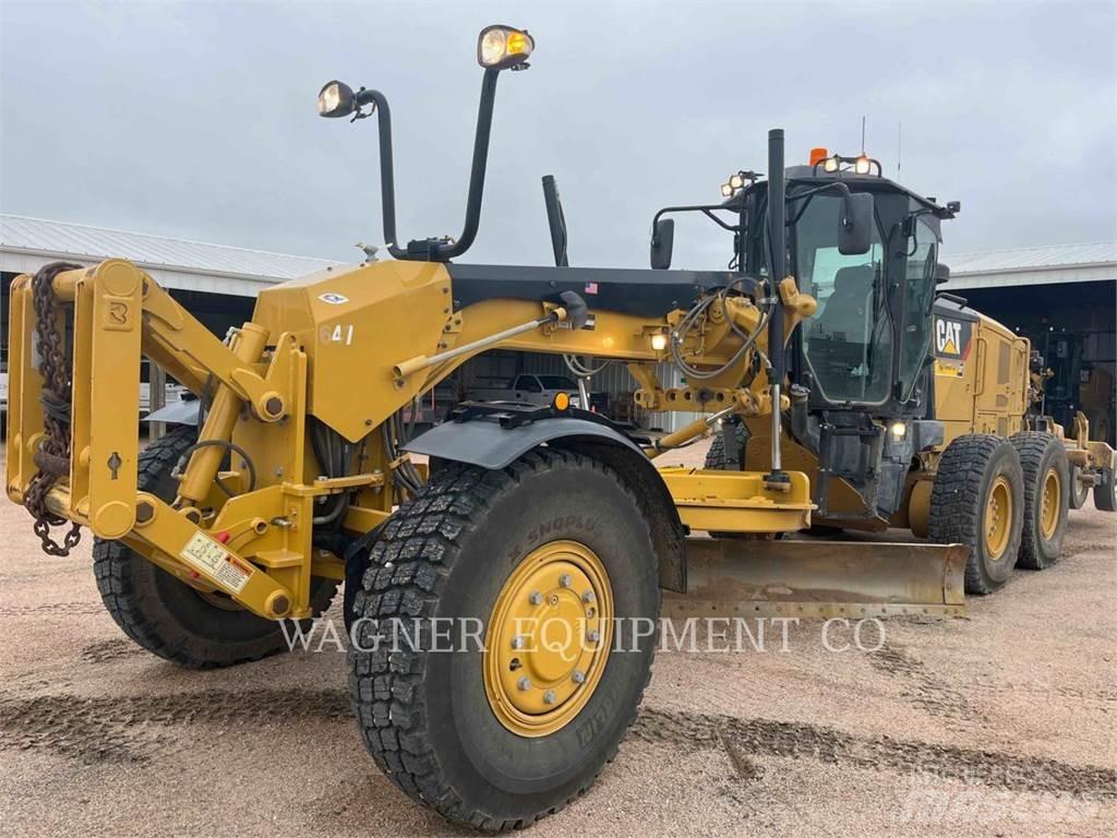CAT 140M3 AWD Грейдери