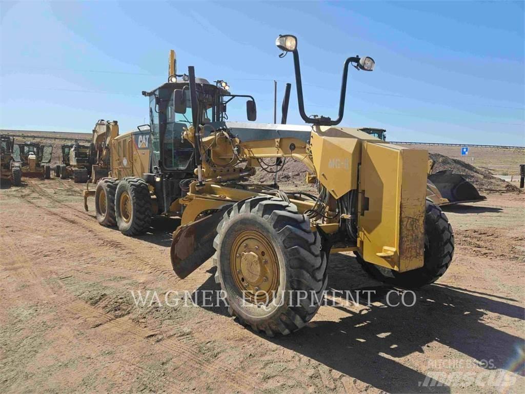 CAT 140M3 AWD Грейдери