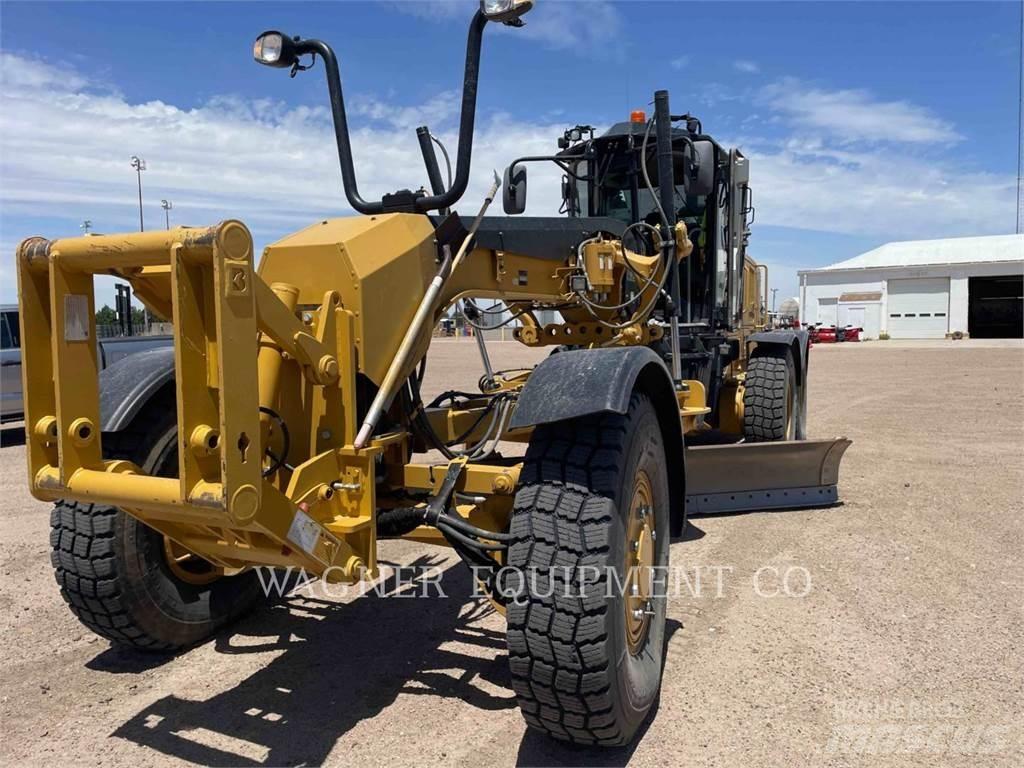 CAT 140M3 AWD Грейдери