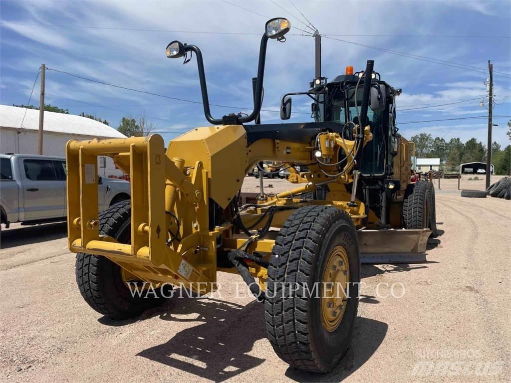 CAT 140M3 AWD Грейдери