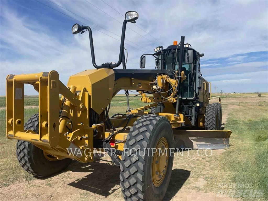 CAT 140M3 AWD Грейдери