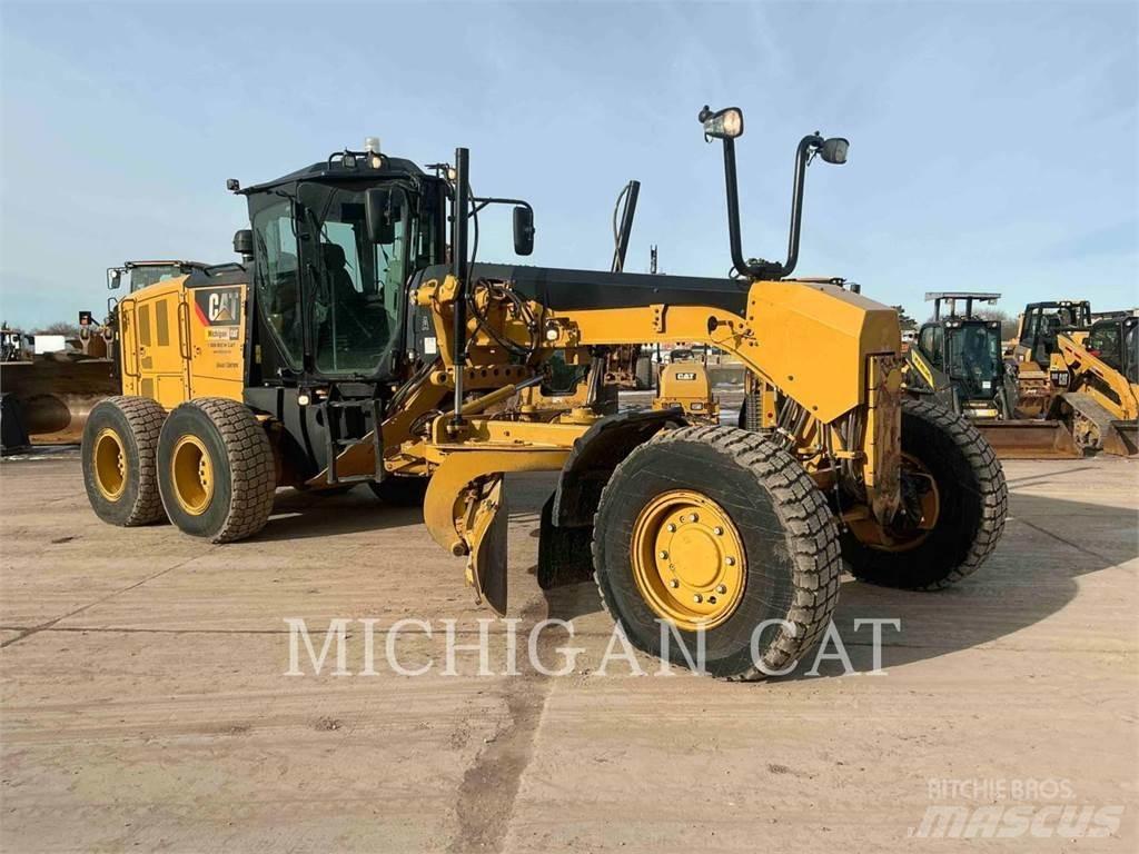 CAT 140M3 AWD Грейдери