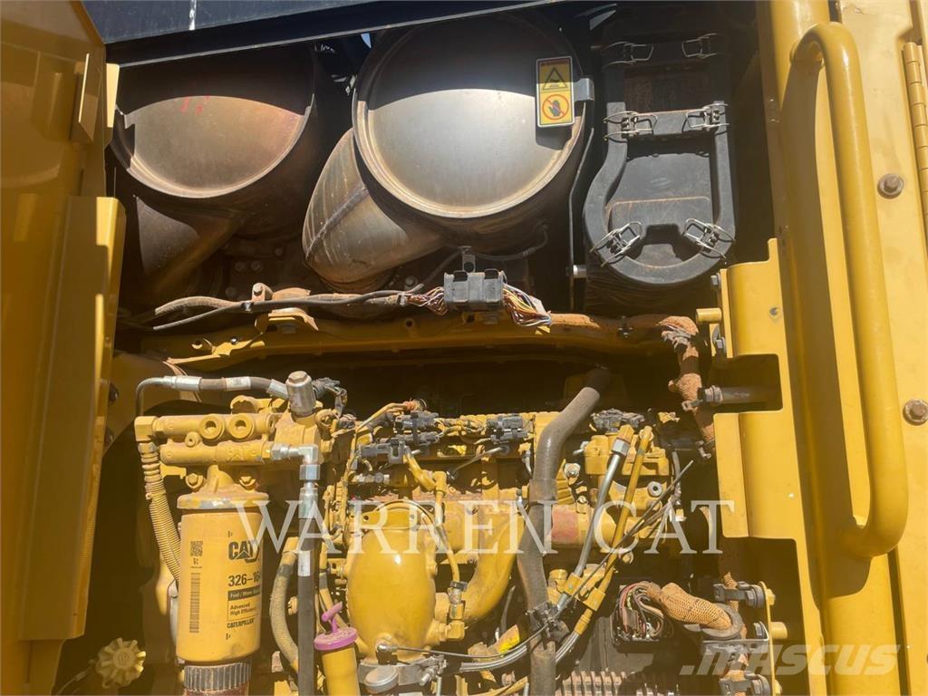 CAT 140M3 AWD Грейдери