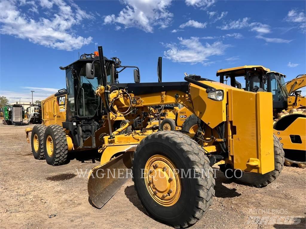 CAT 140M3 AWD Грейдери