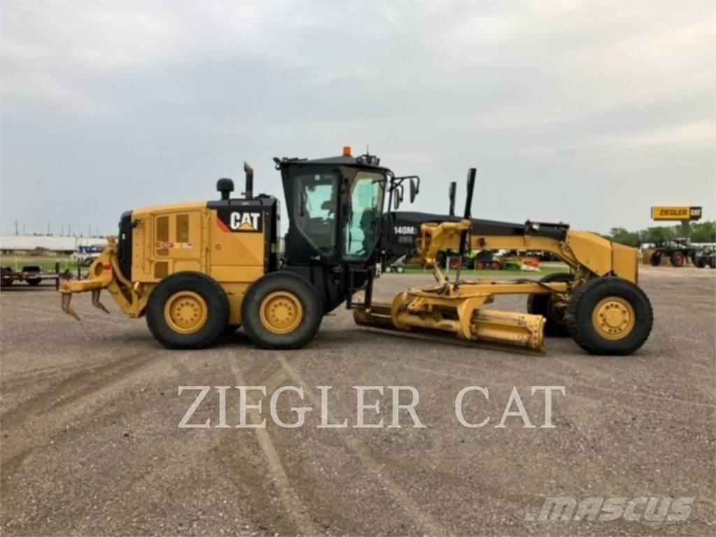 CAT 140M3AWD Грейдери