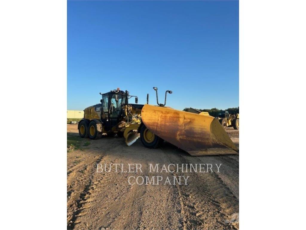 CAT 140M3AWD Грейдери