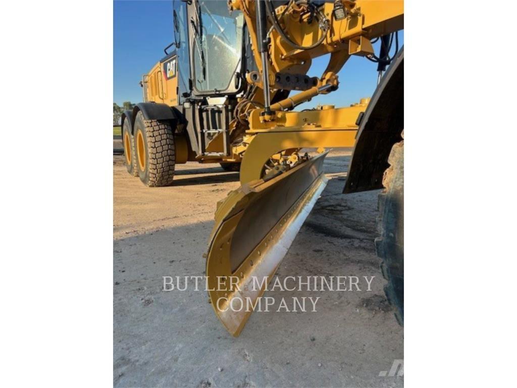 CAT 140M3AWD Грейдери