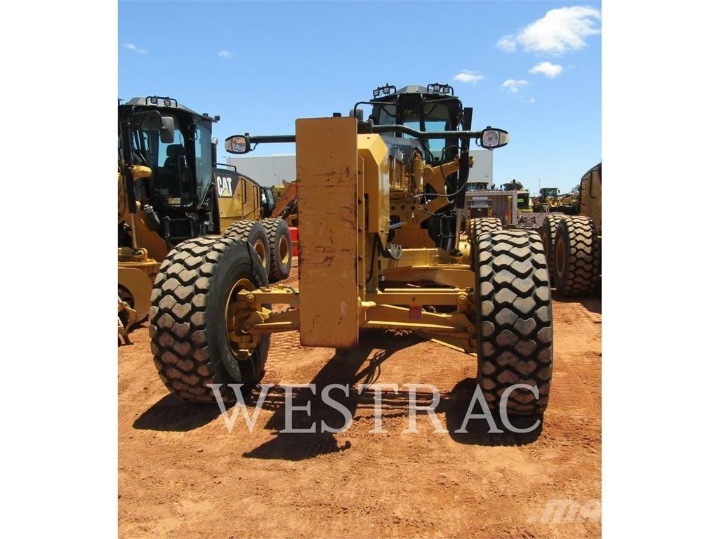 CAT 14M Грейдери