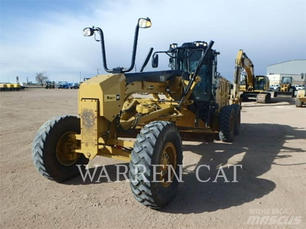 CAT 150 Грейдери