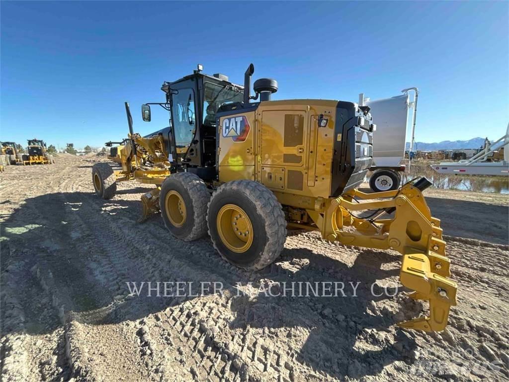 CAT 150 15 Грейдери