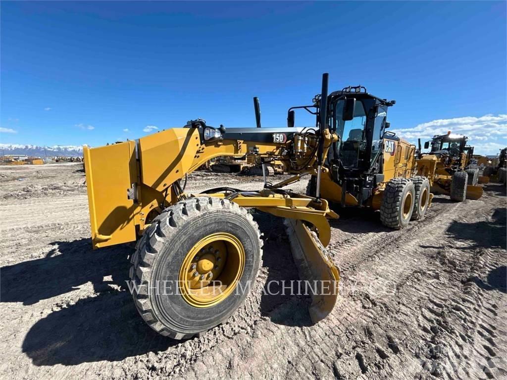 CAT 150 15 Грейдери