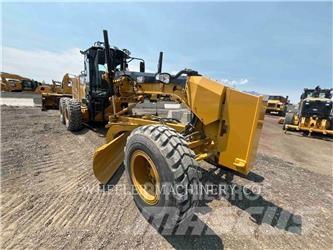 CAT 150 15 Грейдери