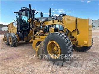 CAT 150 15 Грейдери