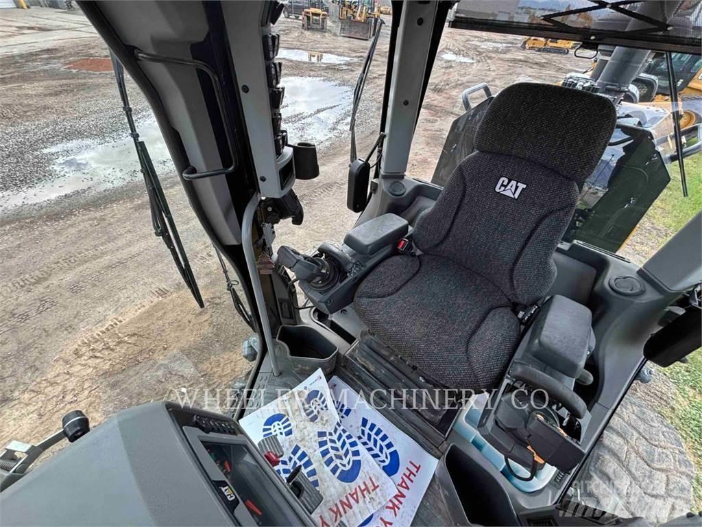 CAT 150 15 Грейдери