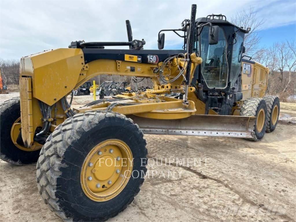 CAT 150-15AW Грейдери