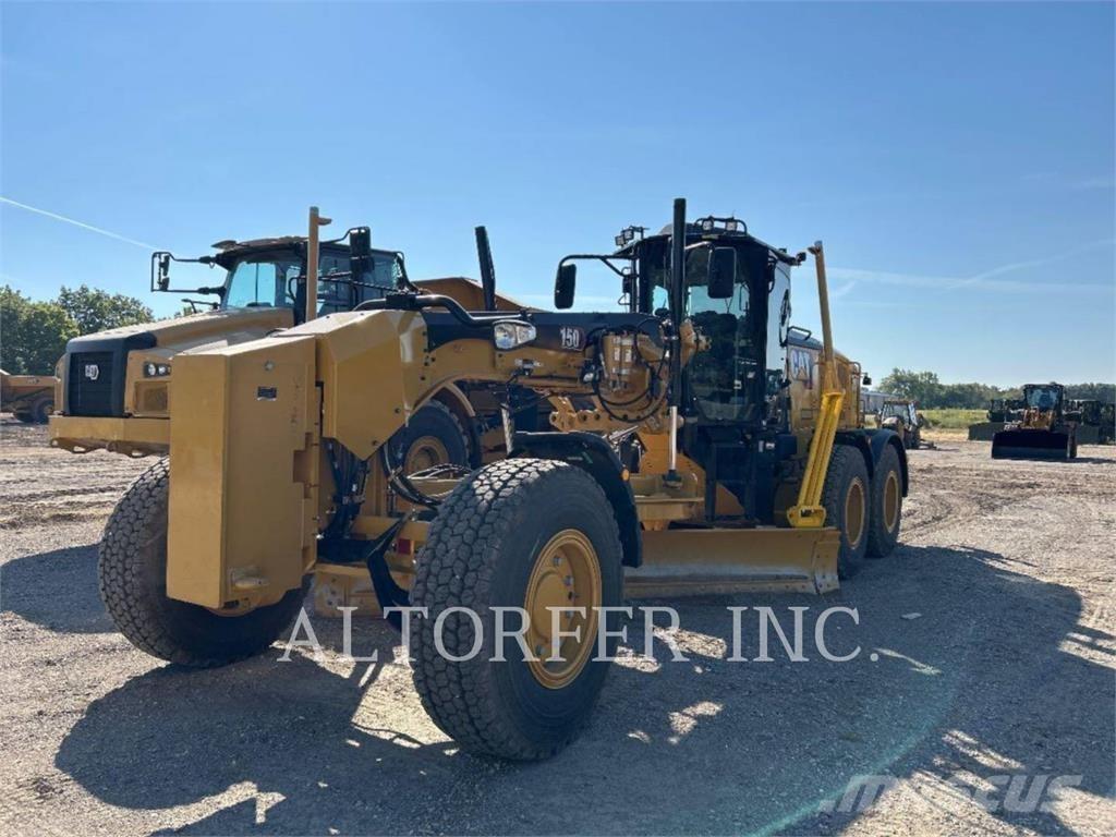 CAT 150-15AWD Грейдери