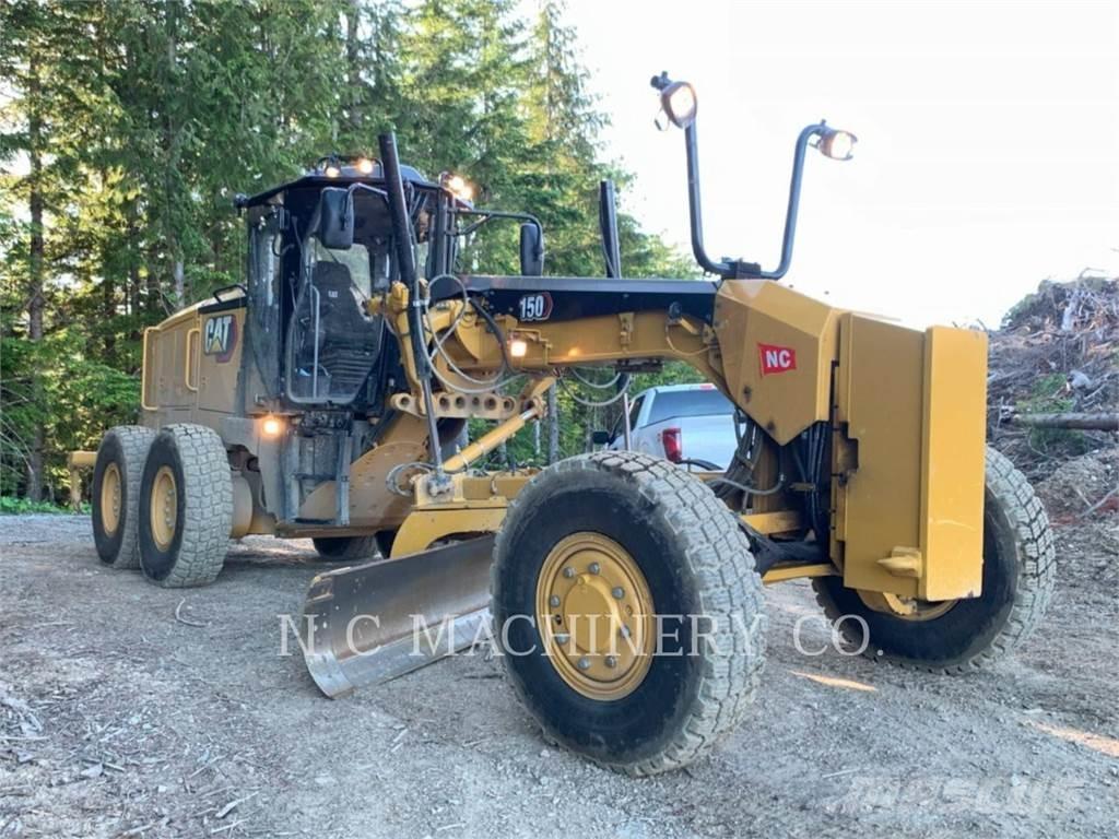 CAT 150-15AWD Грейдери